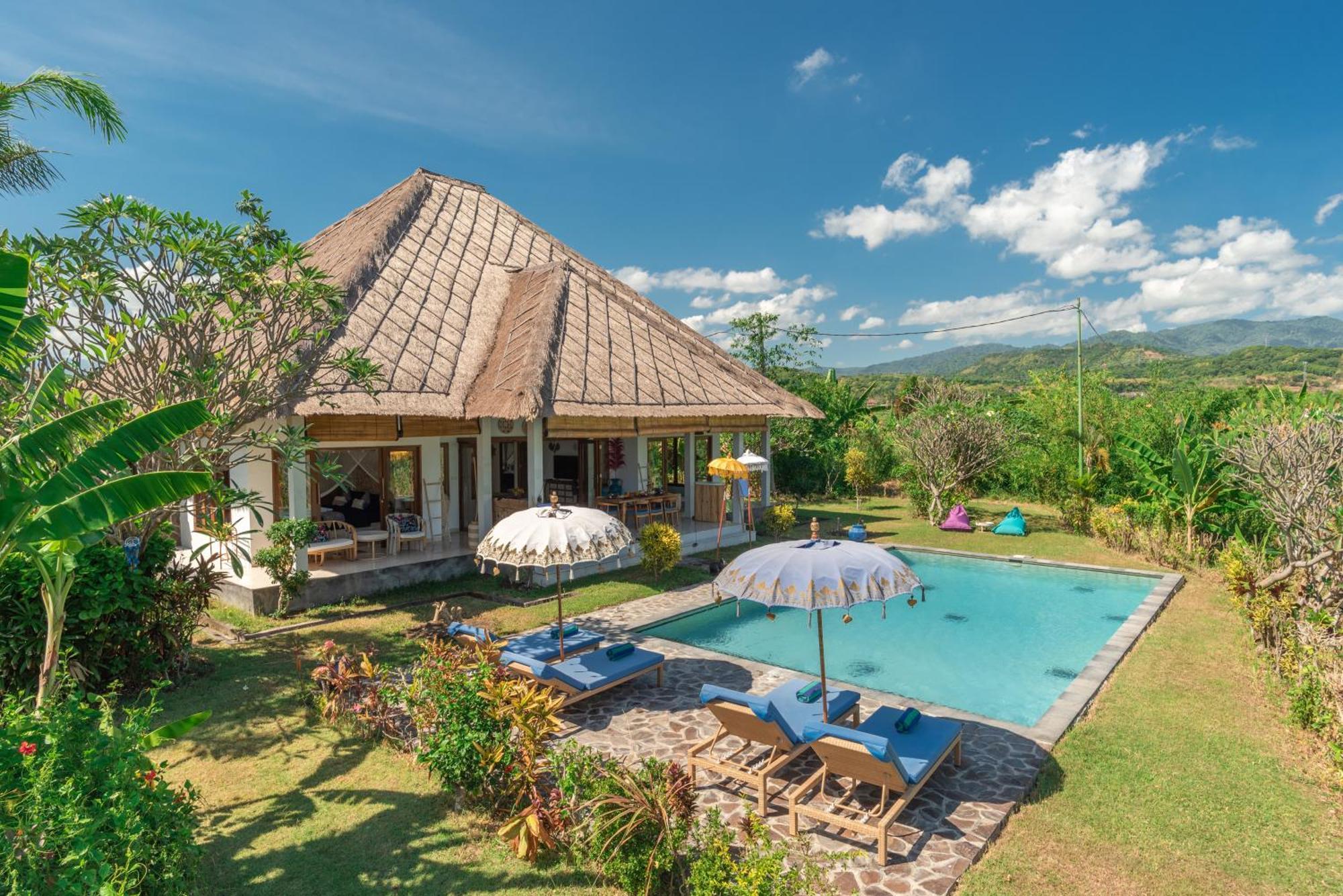 Absolute Beach Front Villa Umeanyar Esterno foto