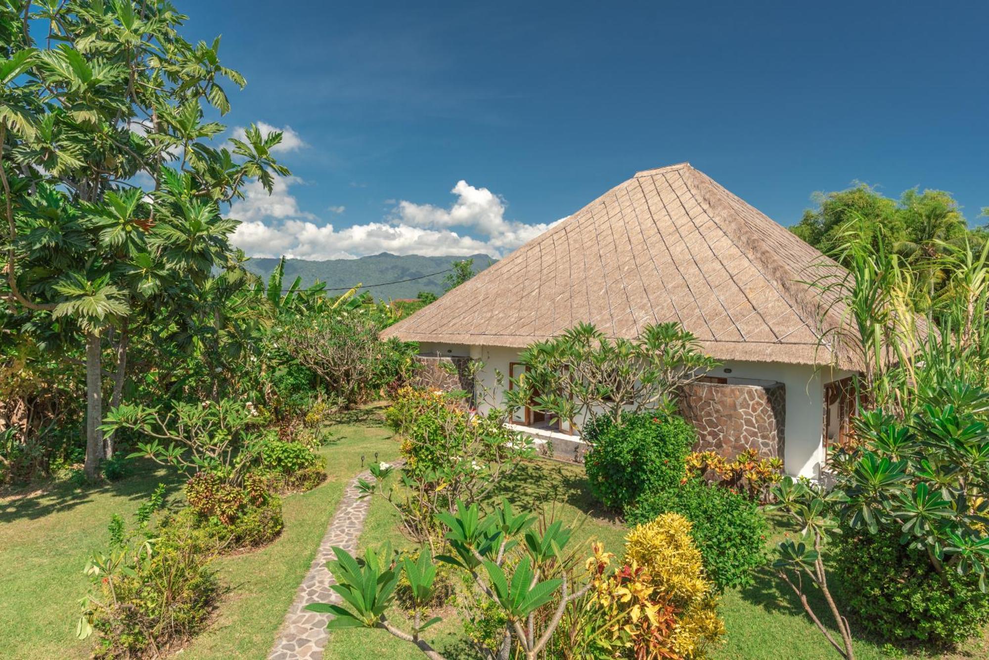 Absolute Beach Front Villa Umeanyar Esterno foto