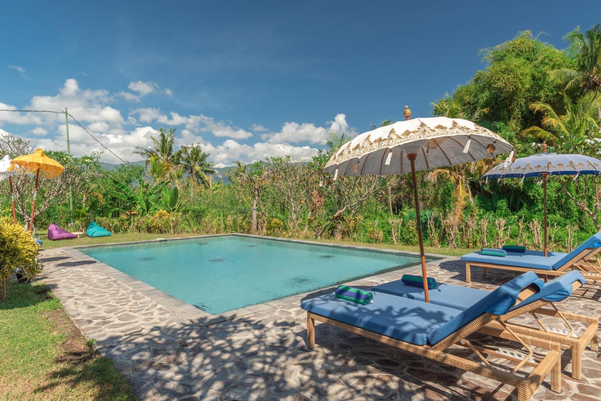 Absolute Beach Front Villa Umeanyar Esterno foto