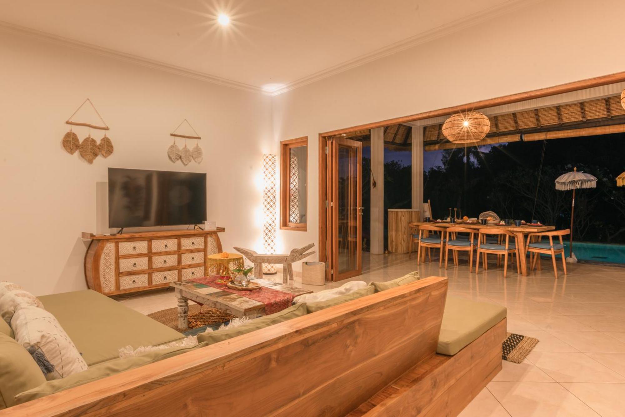 Absolute Beach Front Villa Umeanyar Esterno foto