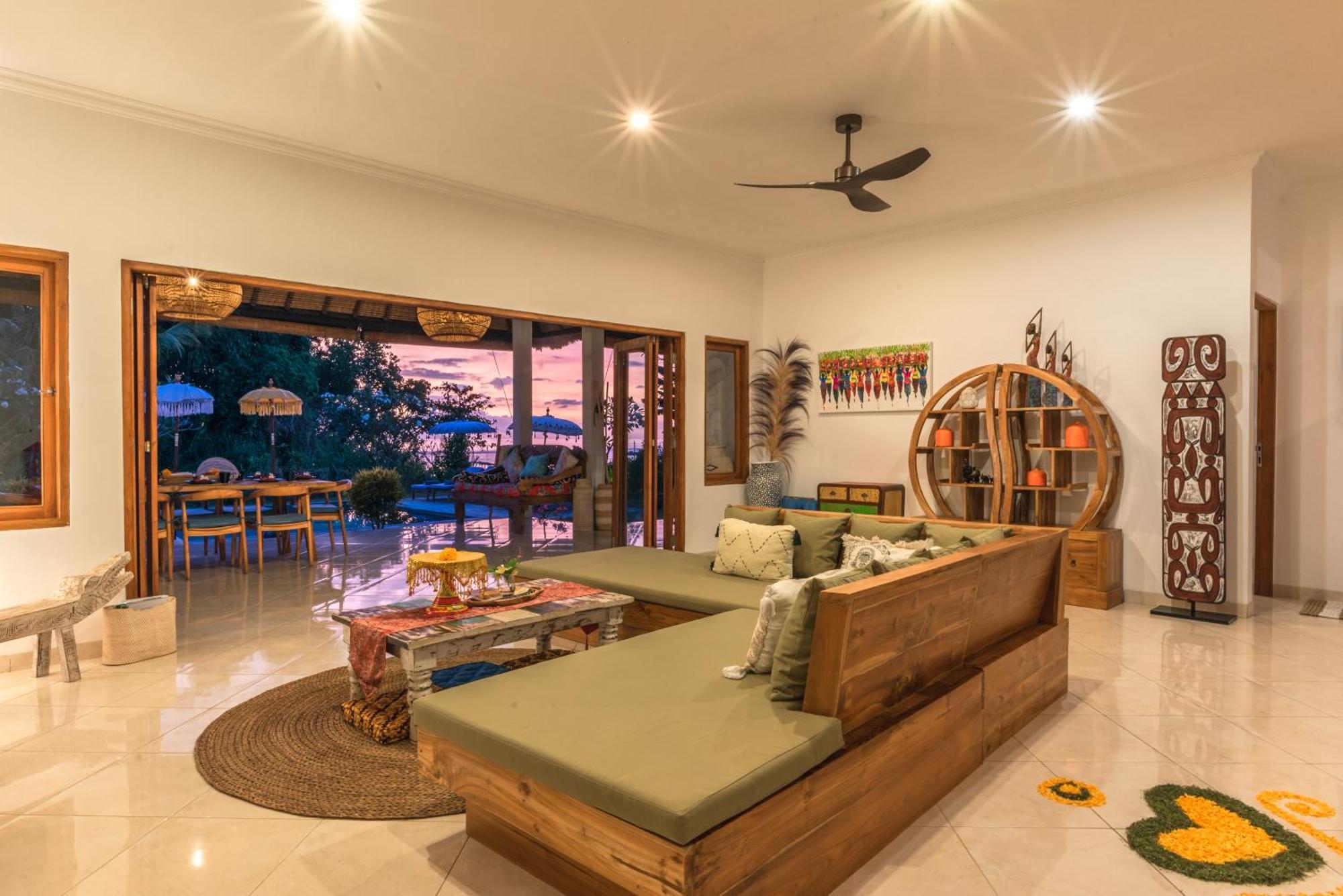Absolute Beach Front Villa Umeanyar Esterno foto