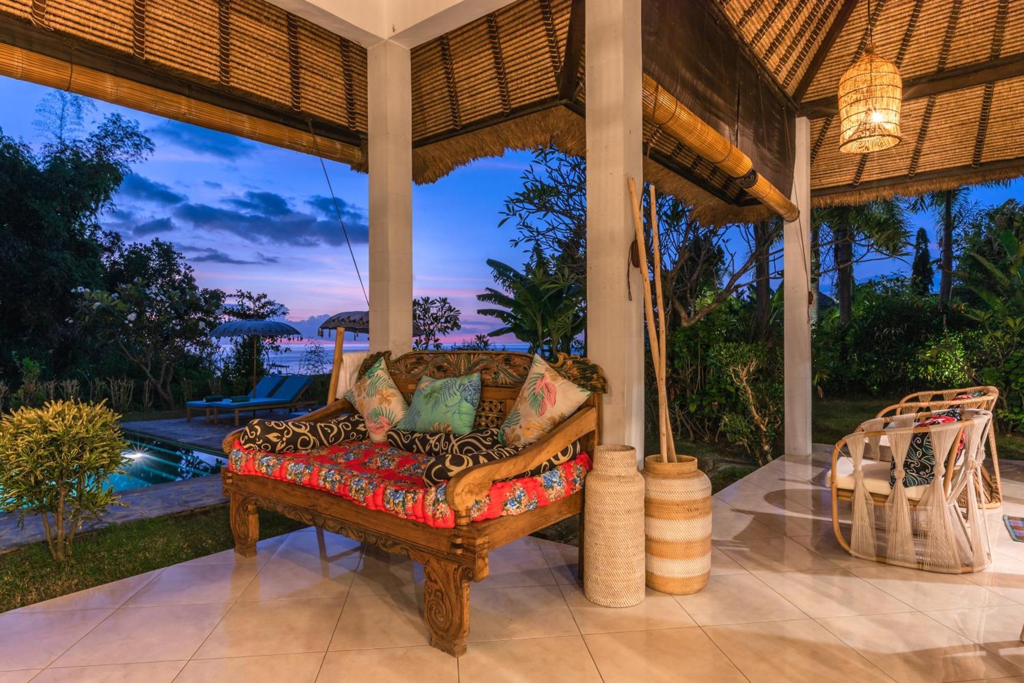 Absolute Beach Front Villa Umeanyar Esterno foto